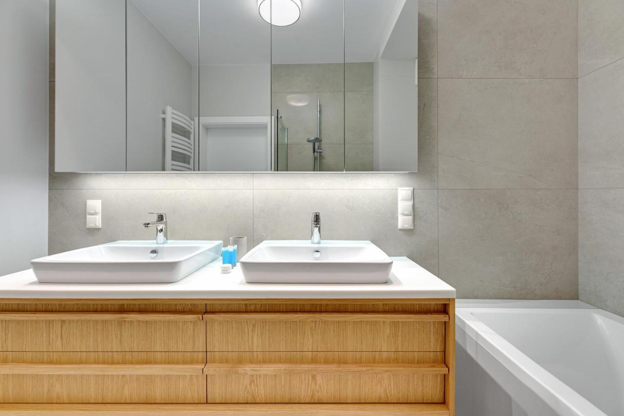 Premium Family & Business Old Town Riverside Apartment With Parking Gdańsk Extérieur photo