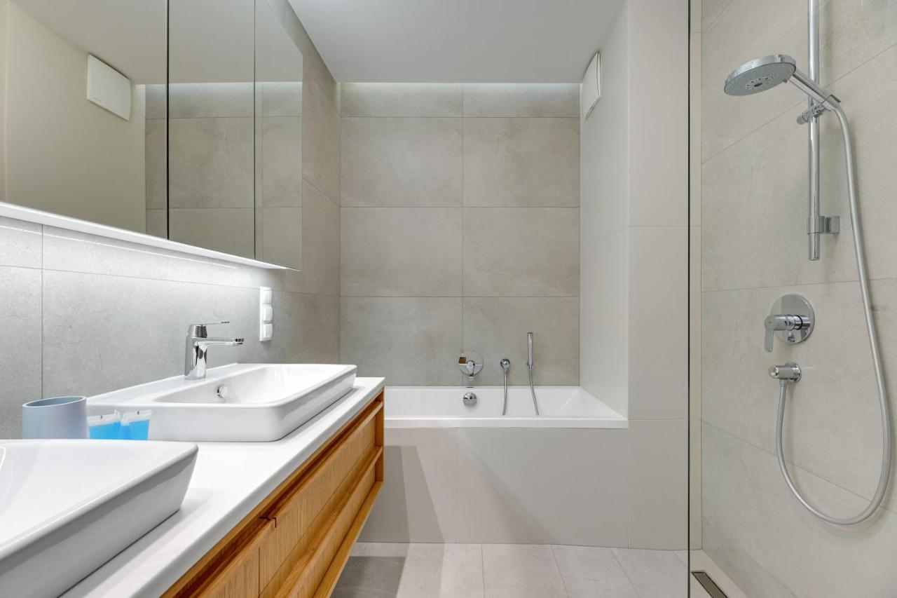 Premium Family & Business Old Town Riverside Apartment With Parking Gdańsk Extérieur photo