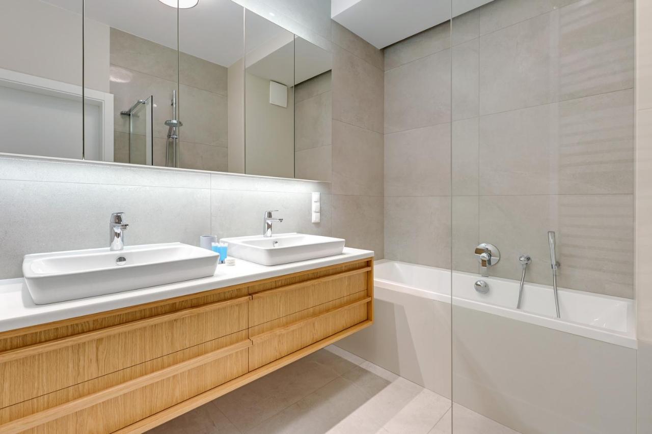 Premium Family & Business Old Town Riverside Apartment With Parking Gdańsk Extérieur photo